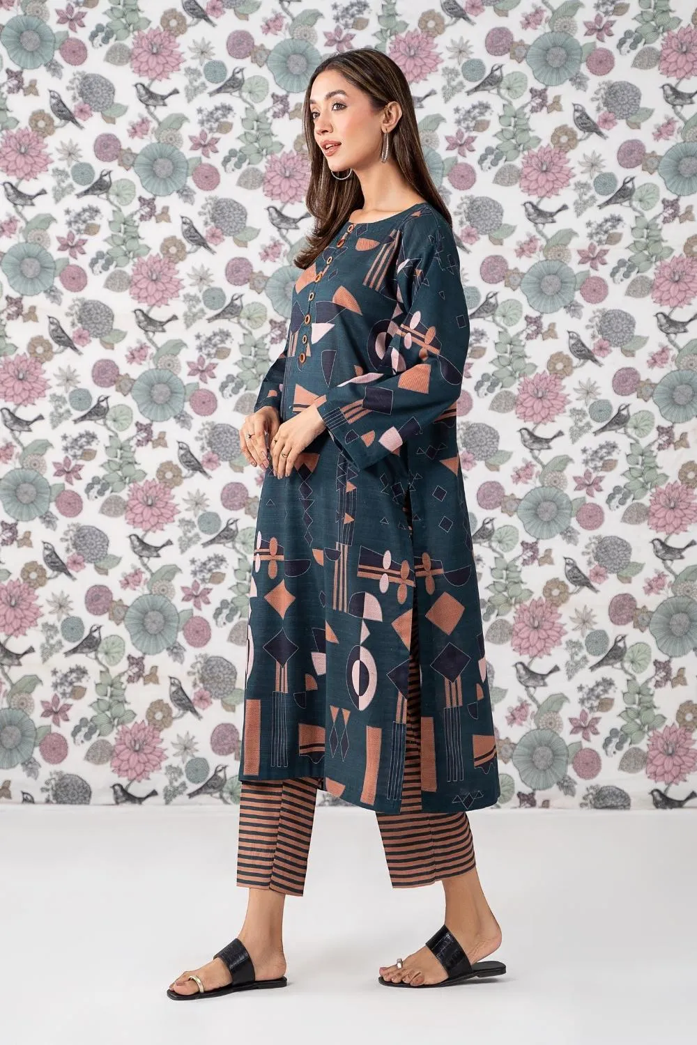 2PC Stitched | Printed Khaddar Suit