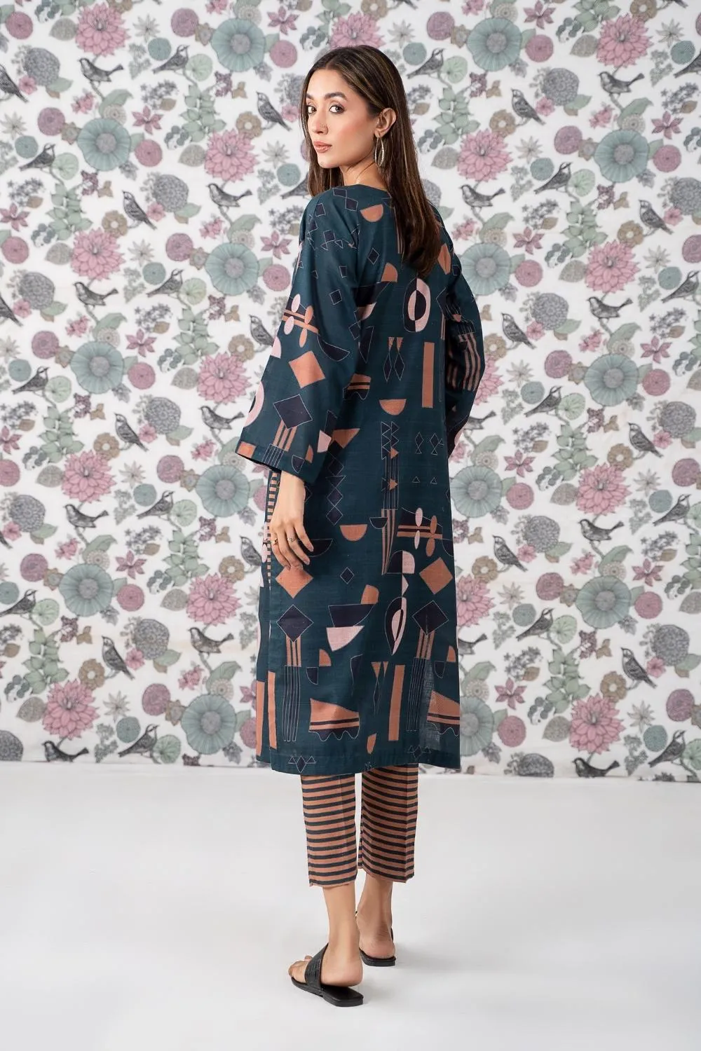 2PC Stitched | Printed Khaddar Suit