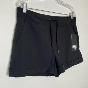 90 Degree by Reflex Black Cuffed Activewear Short