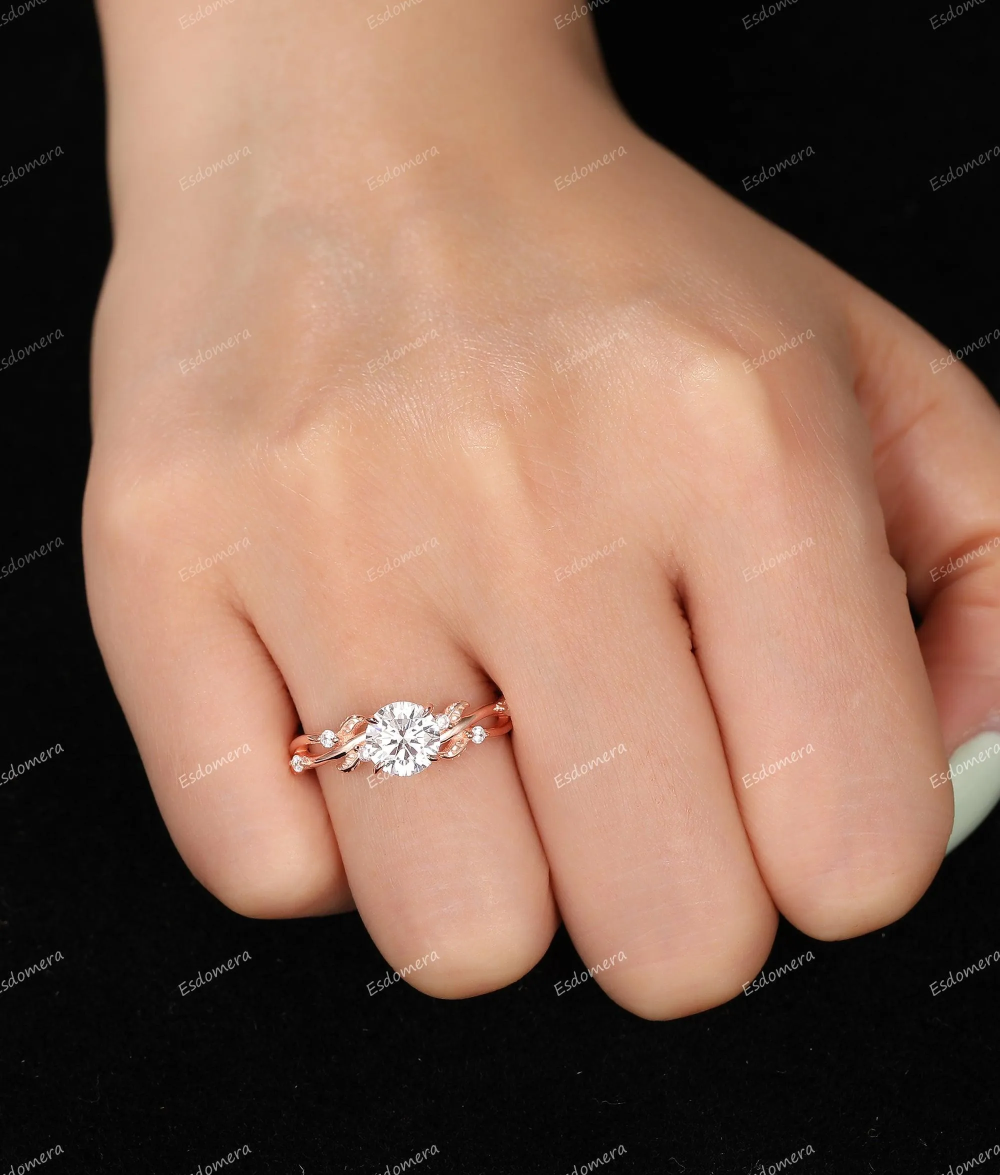 Art Deco Round Cut 1CT Moissanite Engagement Ring 4 Prongs Leaf Vine Wedding Ring