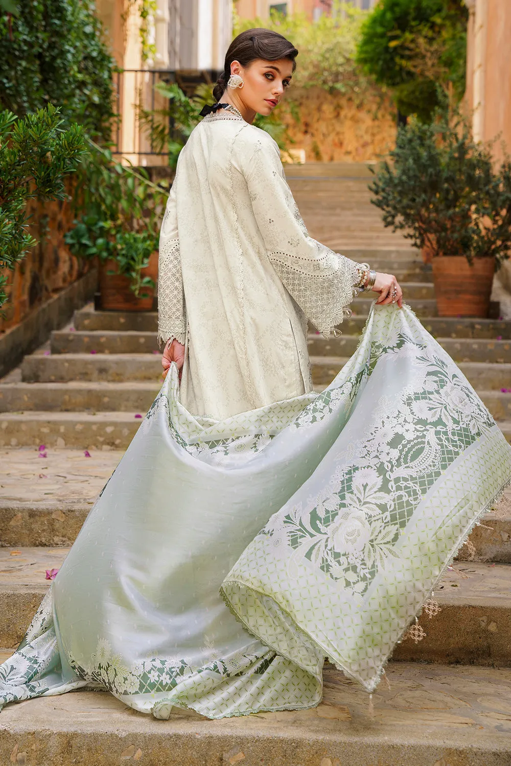BAROQUE | BAROQUE – SWISS LAWN COLLECTION 24 | SL12-D01
