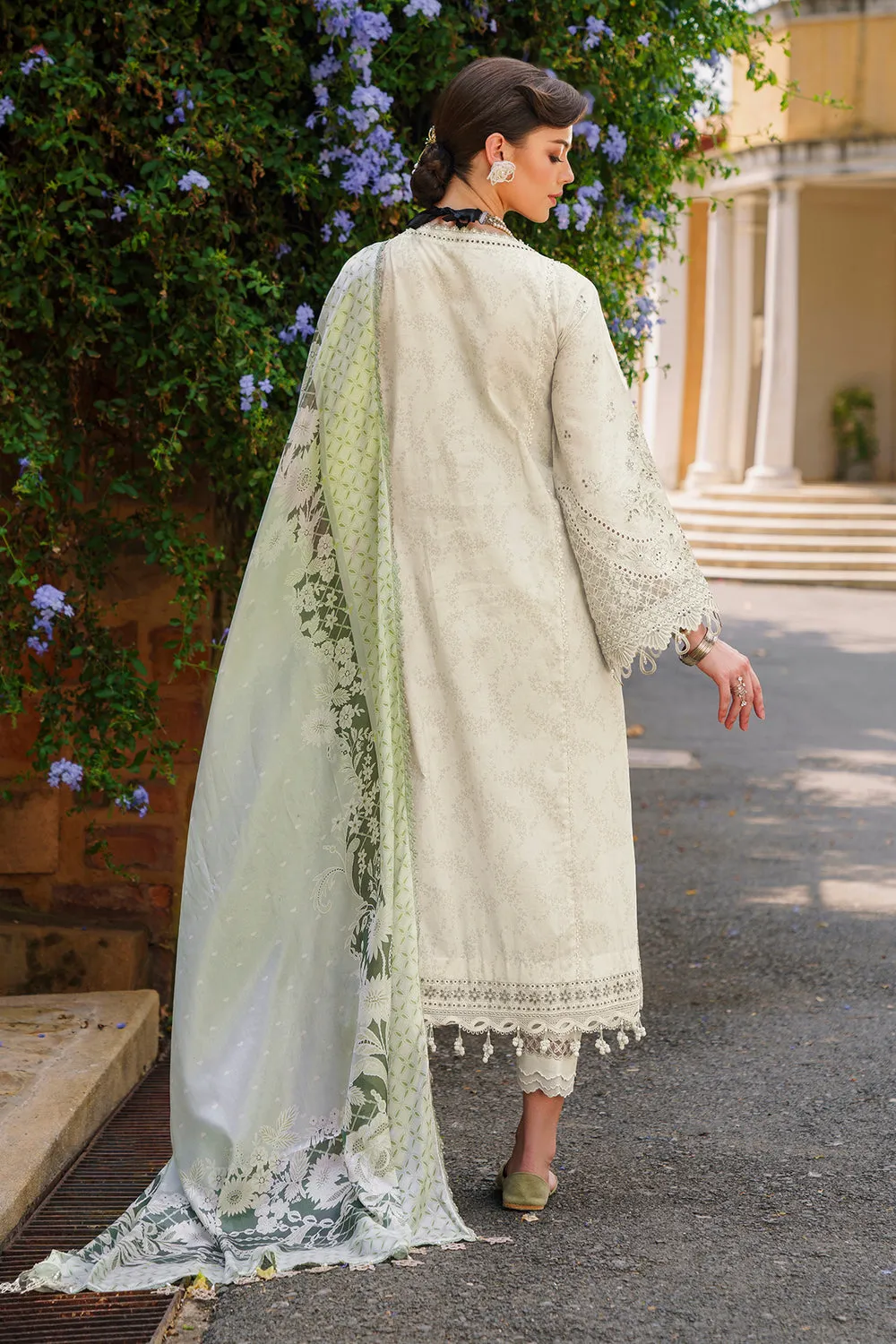 BAROQUE | BAROQUE – SWISS LAWN COLLECTION 24 | SL12-D01