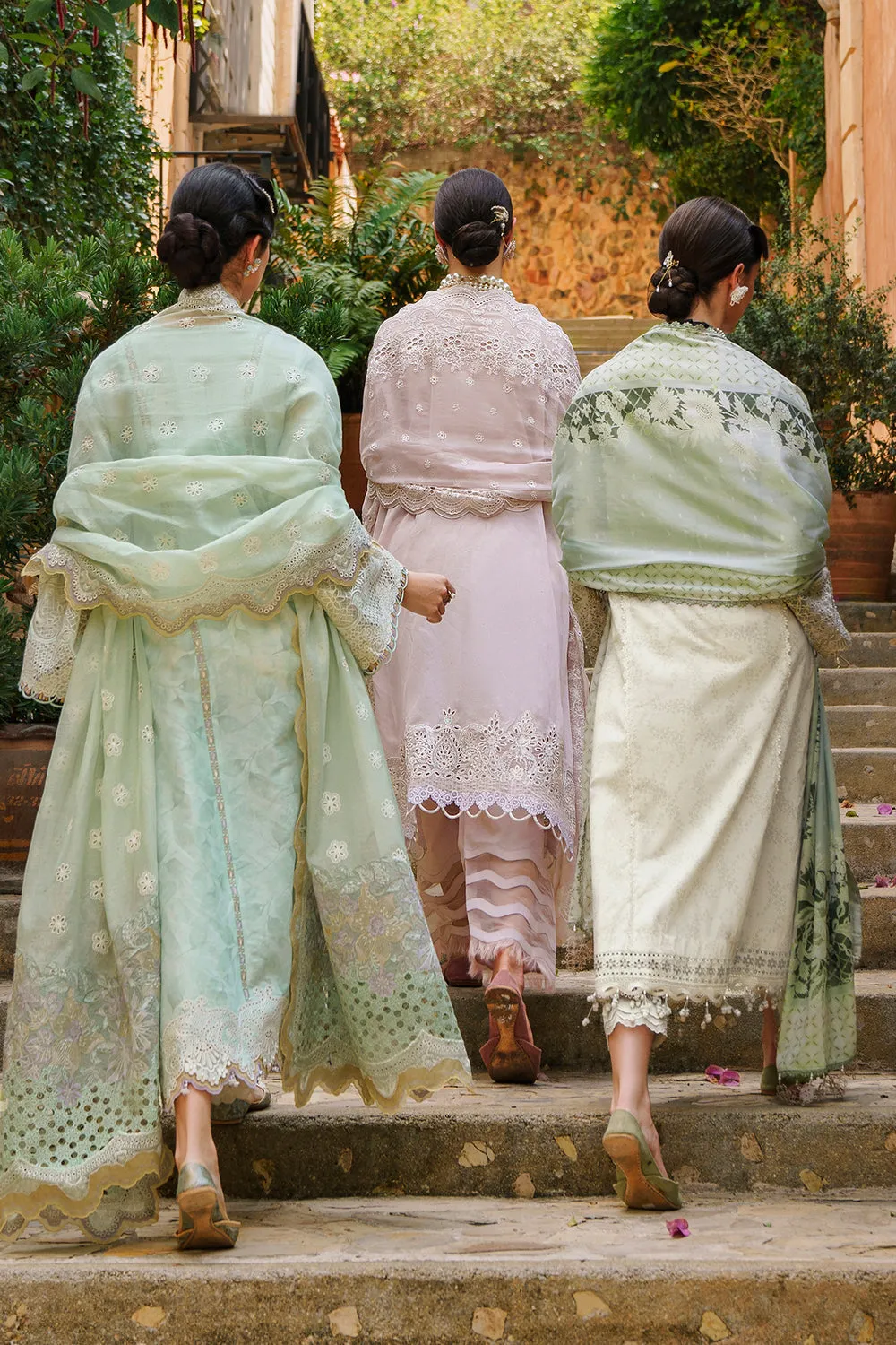 BAROQUE | BAROQUE – SWISS LAWN COLLECTION 24 | SL12-D01