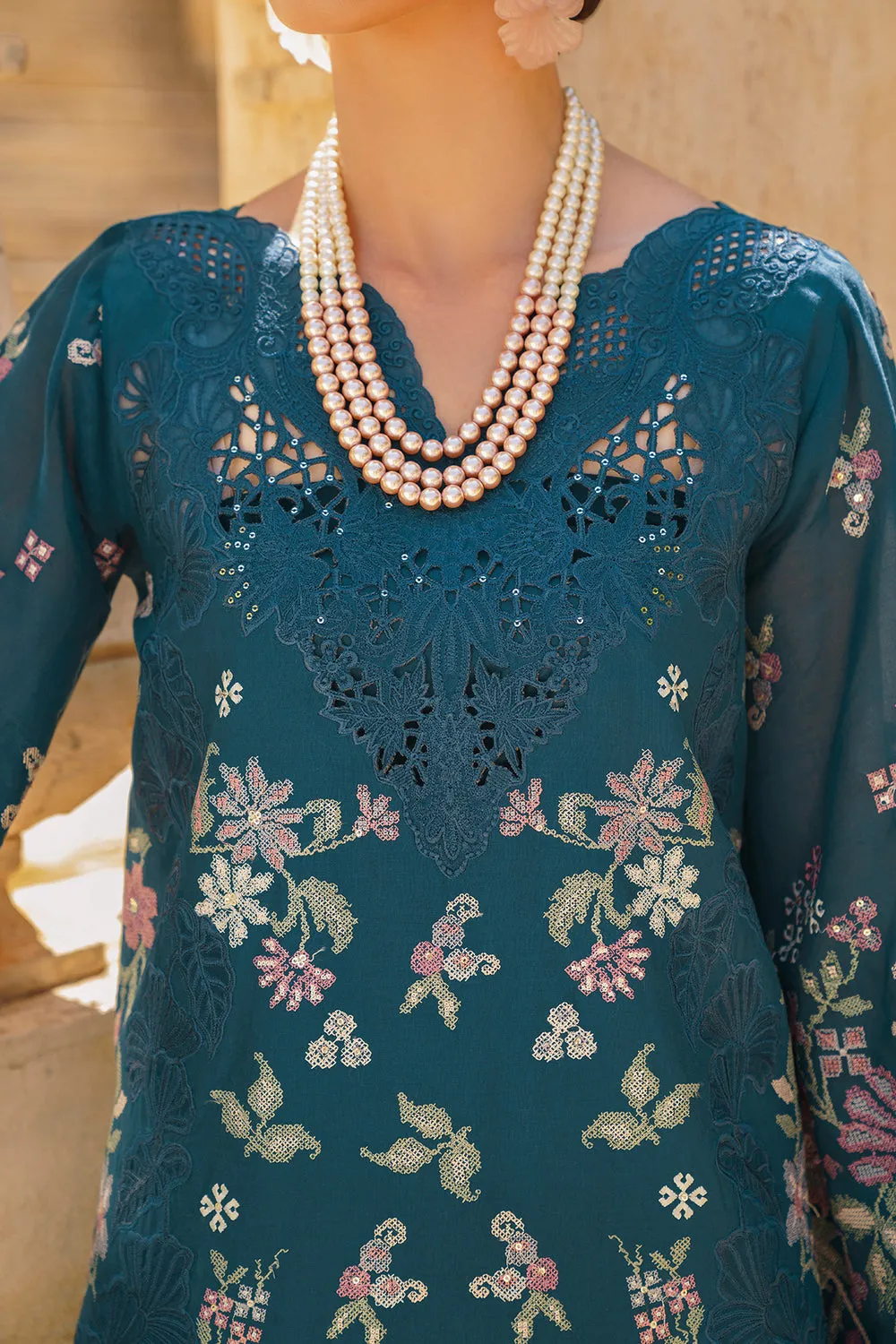 BAROQUE | BAROQUE – SWISS LAWN COLLECTION 24 | SL12-D02