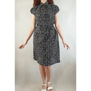 Black pre-owned shirt dress with cap sleeves and white print size 10