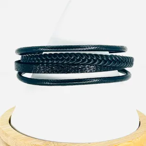 Black Thin Braided Leather Bracelet for Men: Minimalist