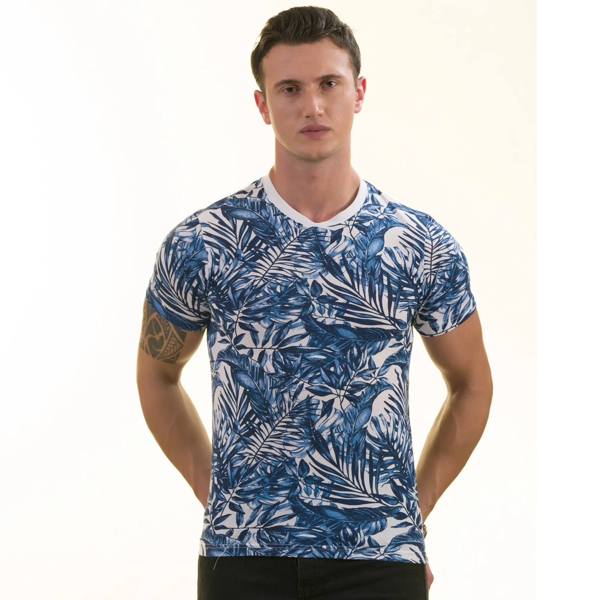 Blue and White Hawaiian European Made Premium Quality T-Shirt - Crew Neck Short Sleeve T-Shirts