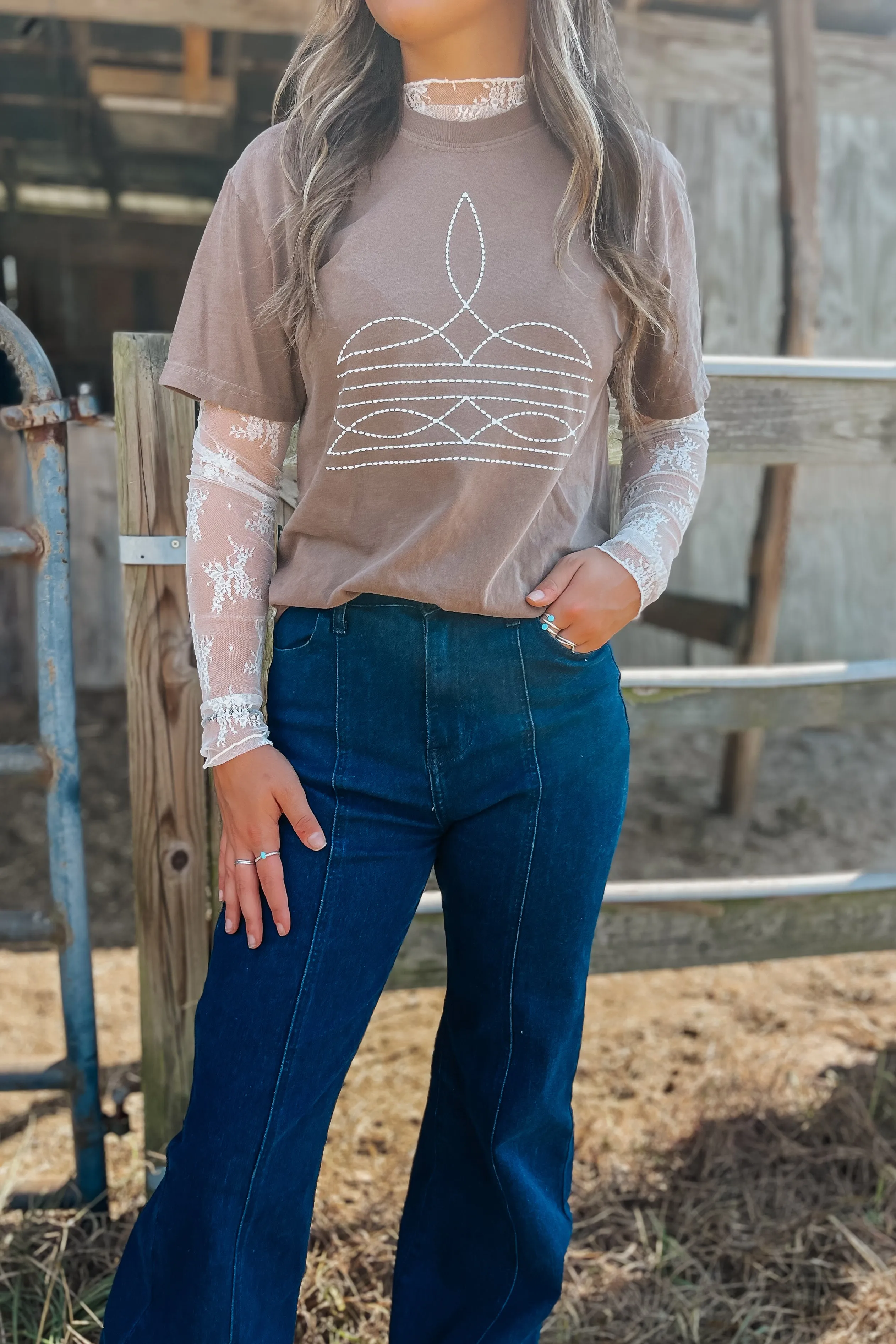 Boot Stitch Tee | Brown