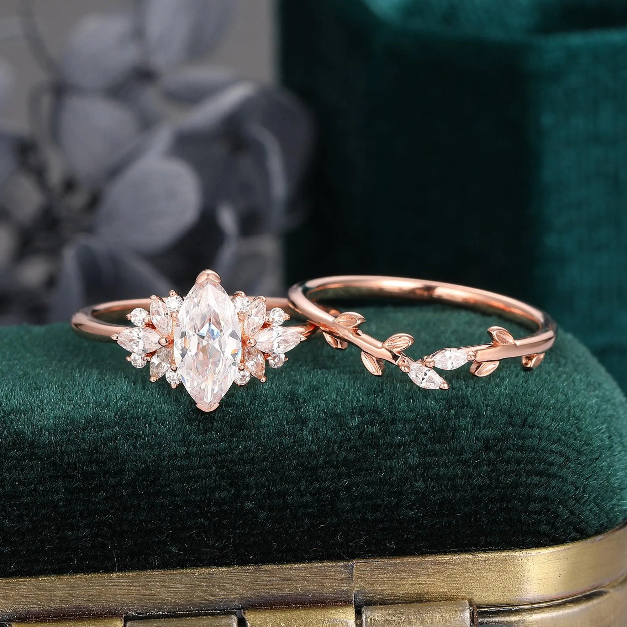 Delicate 1.00 Carat Marquise Cut Leaf Side Stone Moissanite Bridal Set Gifts For Women
