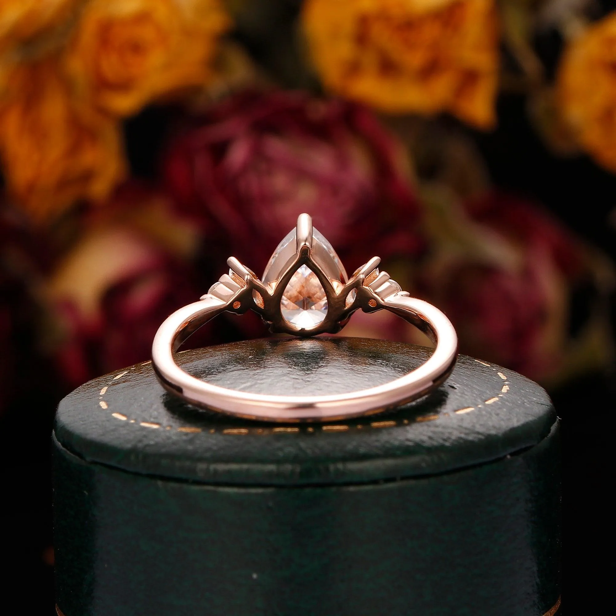 Delicate 1.3 Carat Pear Cut Side Stone Moissanite Engagement Ring Gifts For Her