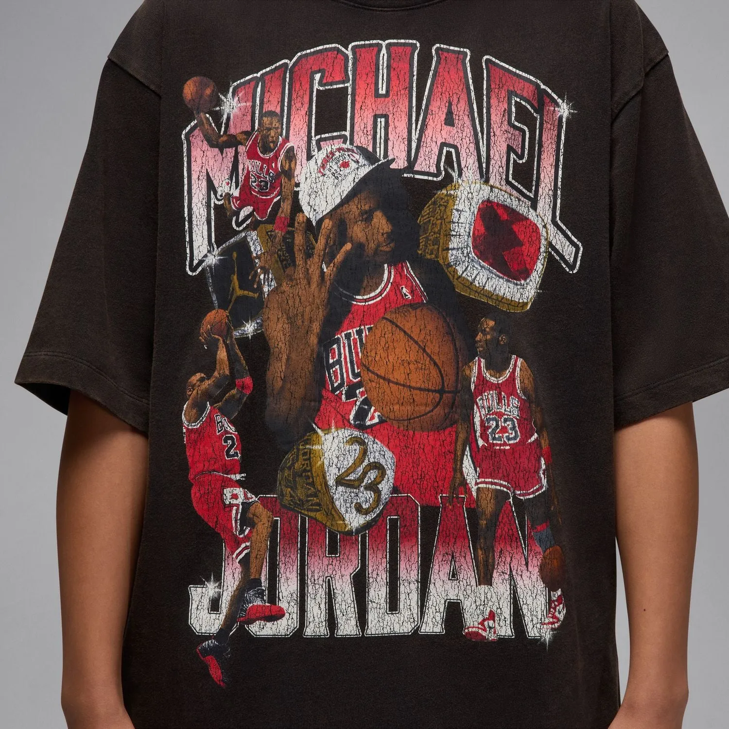 Essential Oversize Graphic Tee - Mens