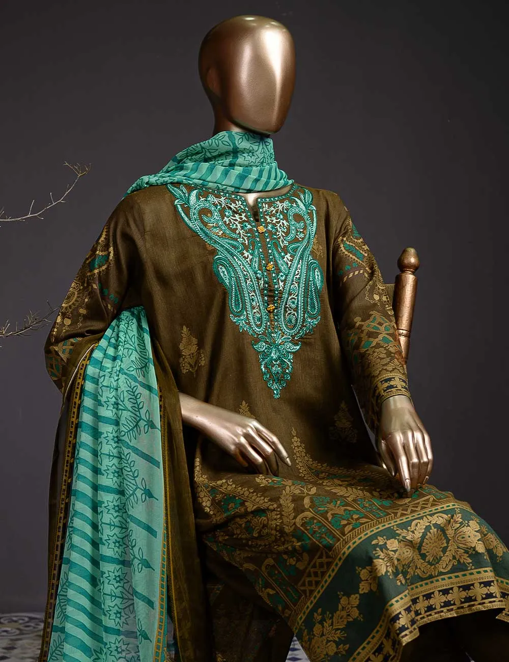 Eyval (DL-5A) - 3 Pc Un-stitched Embroidered Lawn Dress with Chiffon Dupatta
