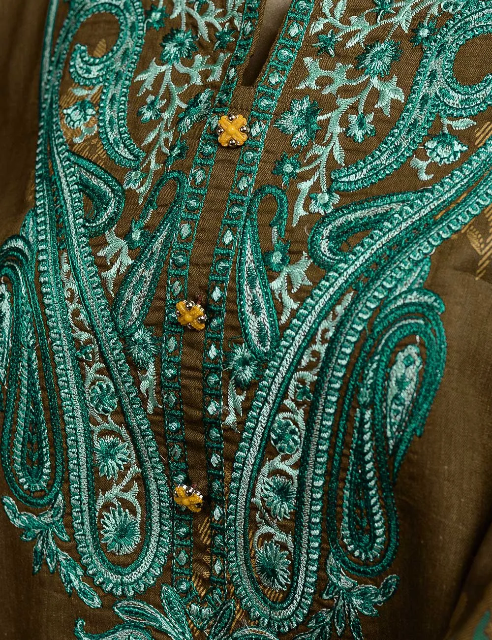 Eyval (DL-5A) - 3 Pc Un-stitched Embroidered Lawn Dress with Chiffon Dupatta
