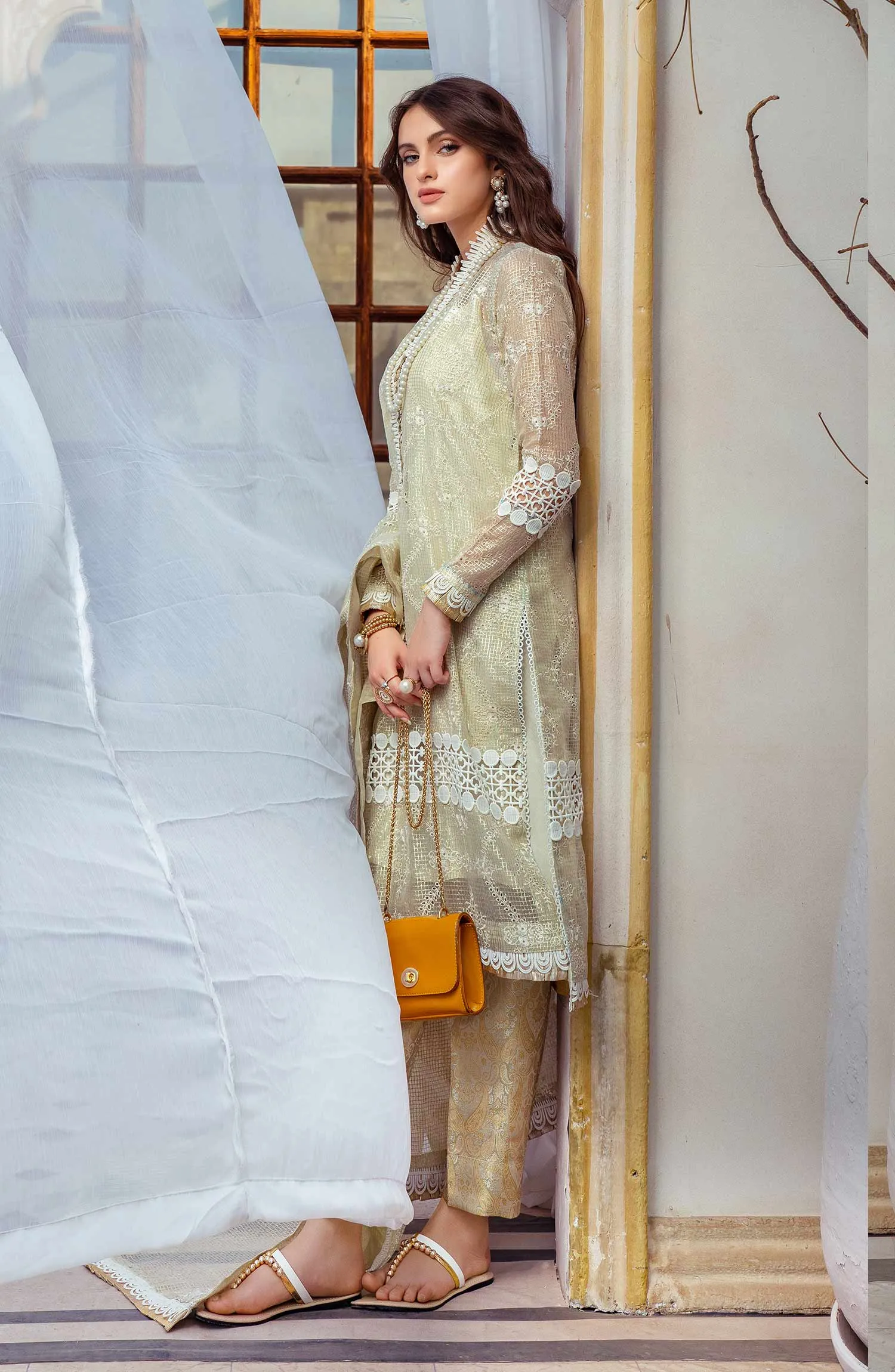 Gold Line - (MLRD - 063) |  Maryum N Maria Luxury Pret Eid Edit 2022 | Stitched Ready to Wear Suits