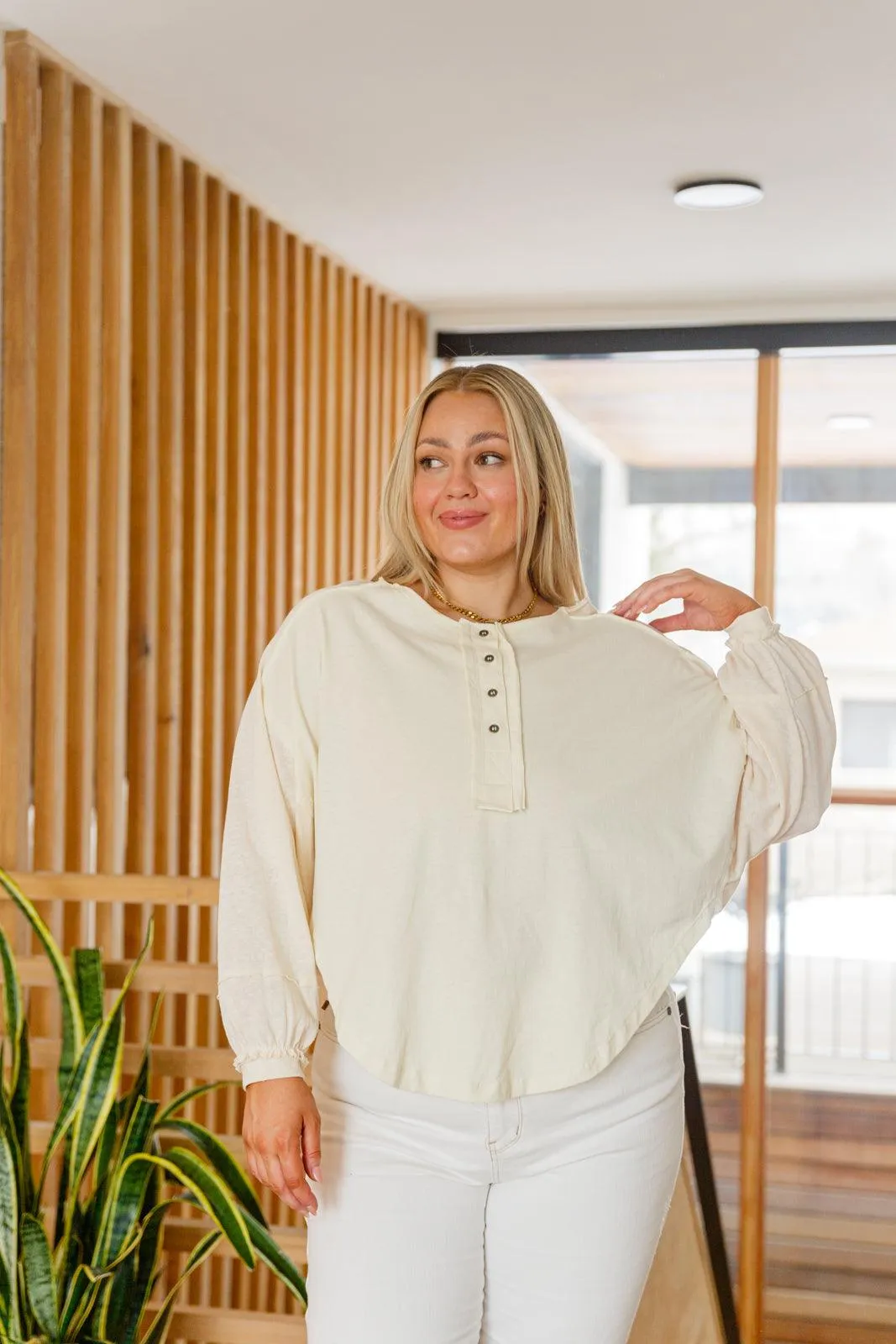 Hazel Blues® | Osaka Top In Cream