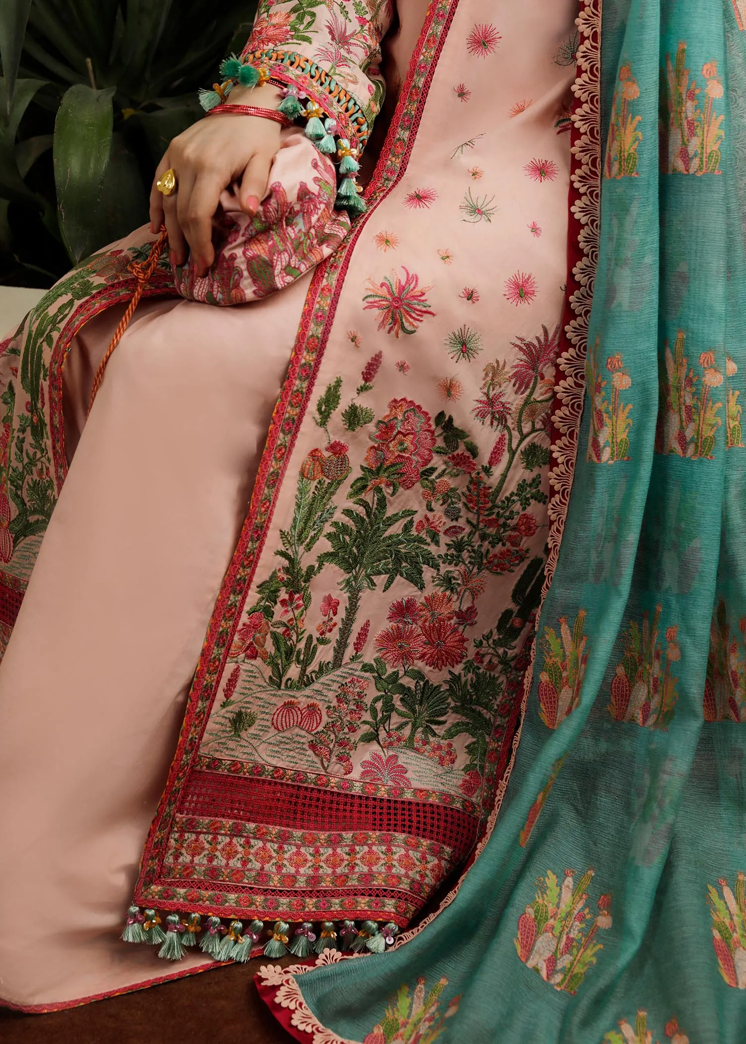 HUSSAIN REHAR | Factory No.21 | pembe
