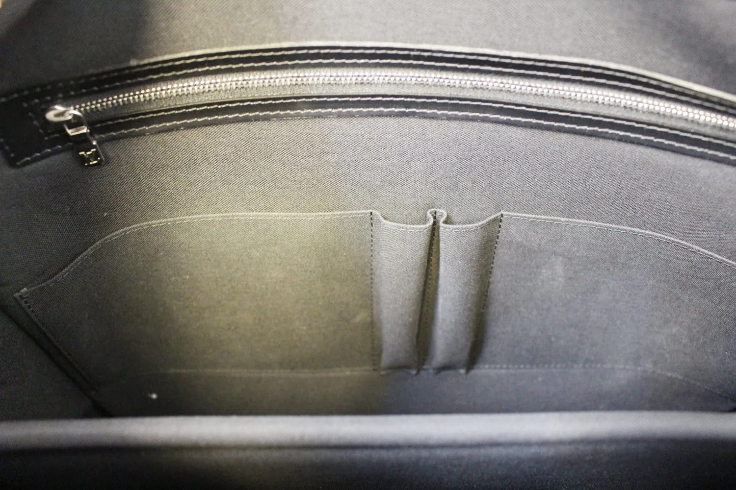 LOUIS VUITTON Damier Graphite Porte-Documents Voyage GM Briefcase Bag
