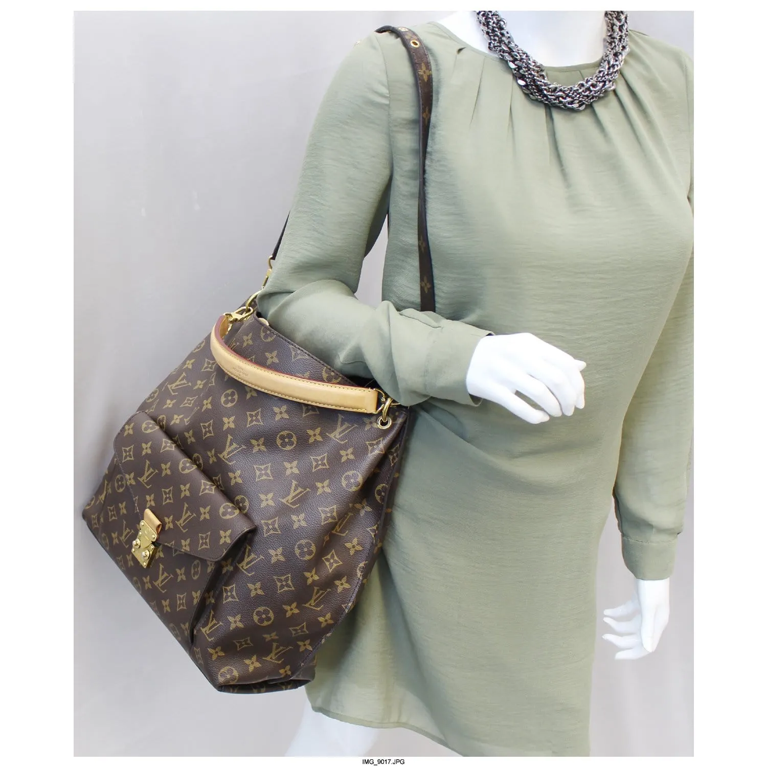 LOUIS VUITTON Metis Hobo Monogram Canvas Shoulder Bag with Strap