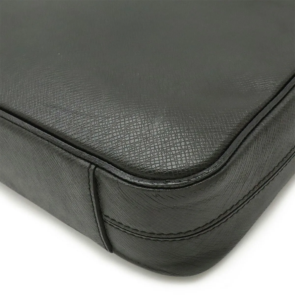 Louis Vuitton Taiga Leather Briefcase