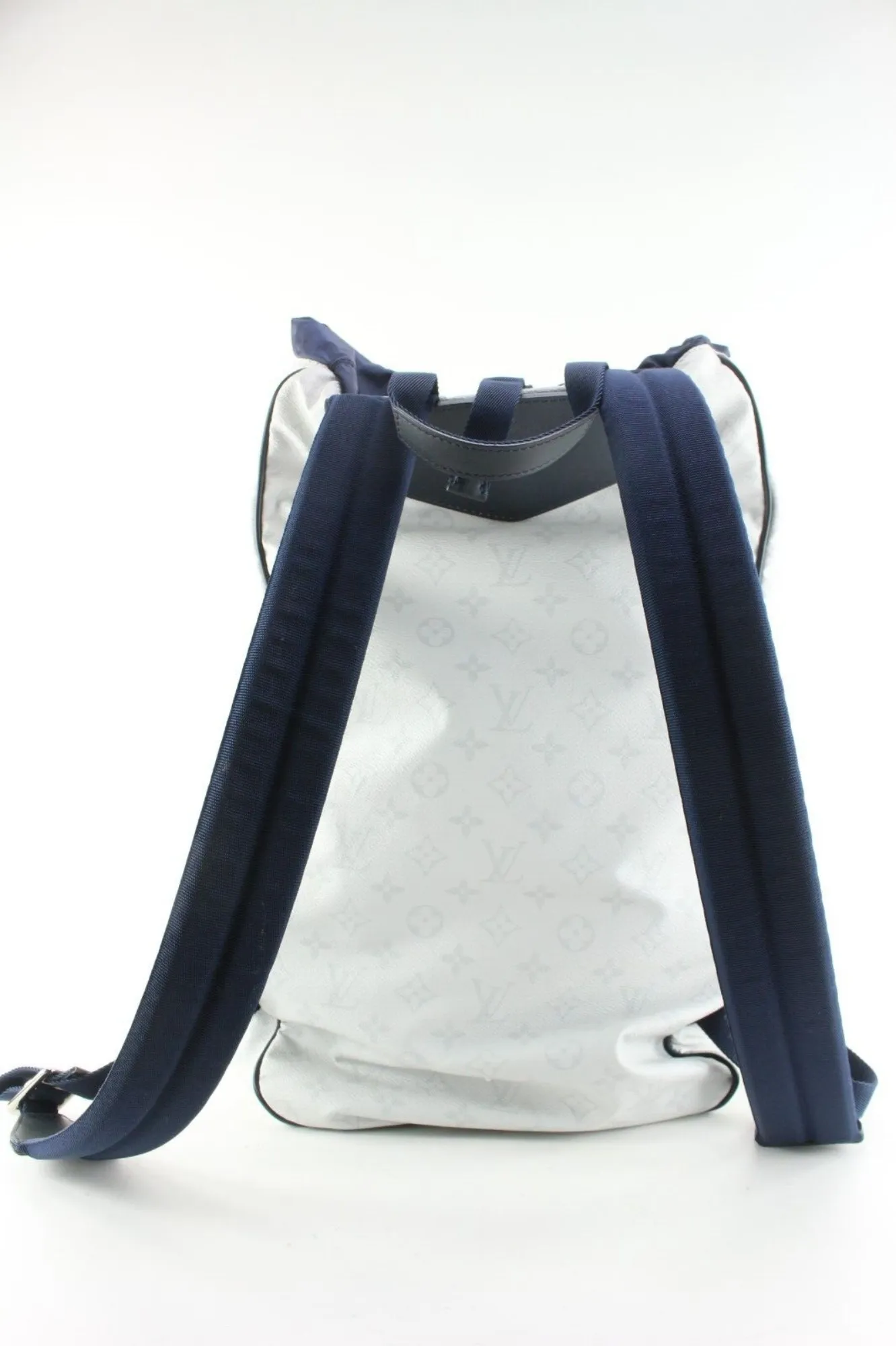 Louis Vuitton White Monogram Antarctica Ultralight Backpack 2LV0413C