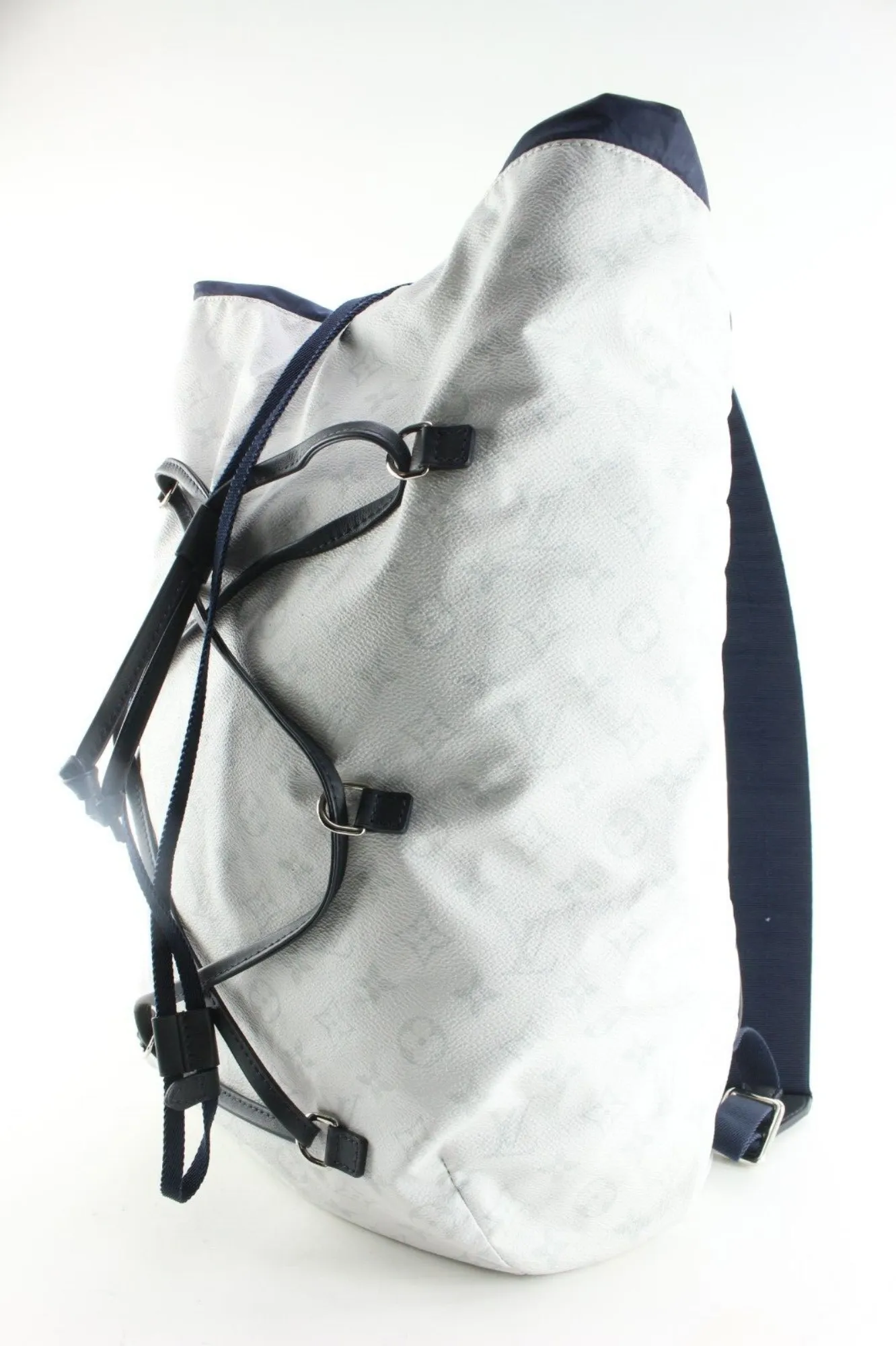 Louis Vuitton White Monogram Antarctica Ultralight Backpack 2LV0413C