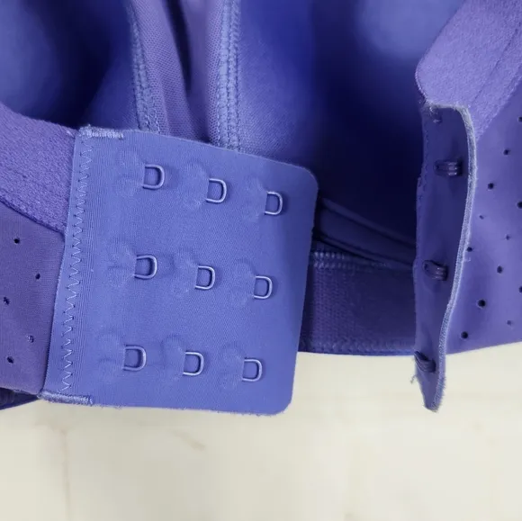 Lululemon Run Times High Support Run Sports Bra in Charged Indigo Purple 34D