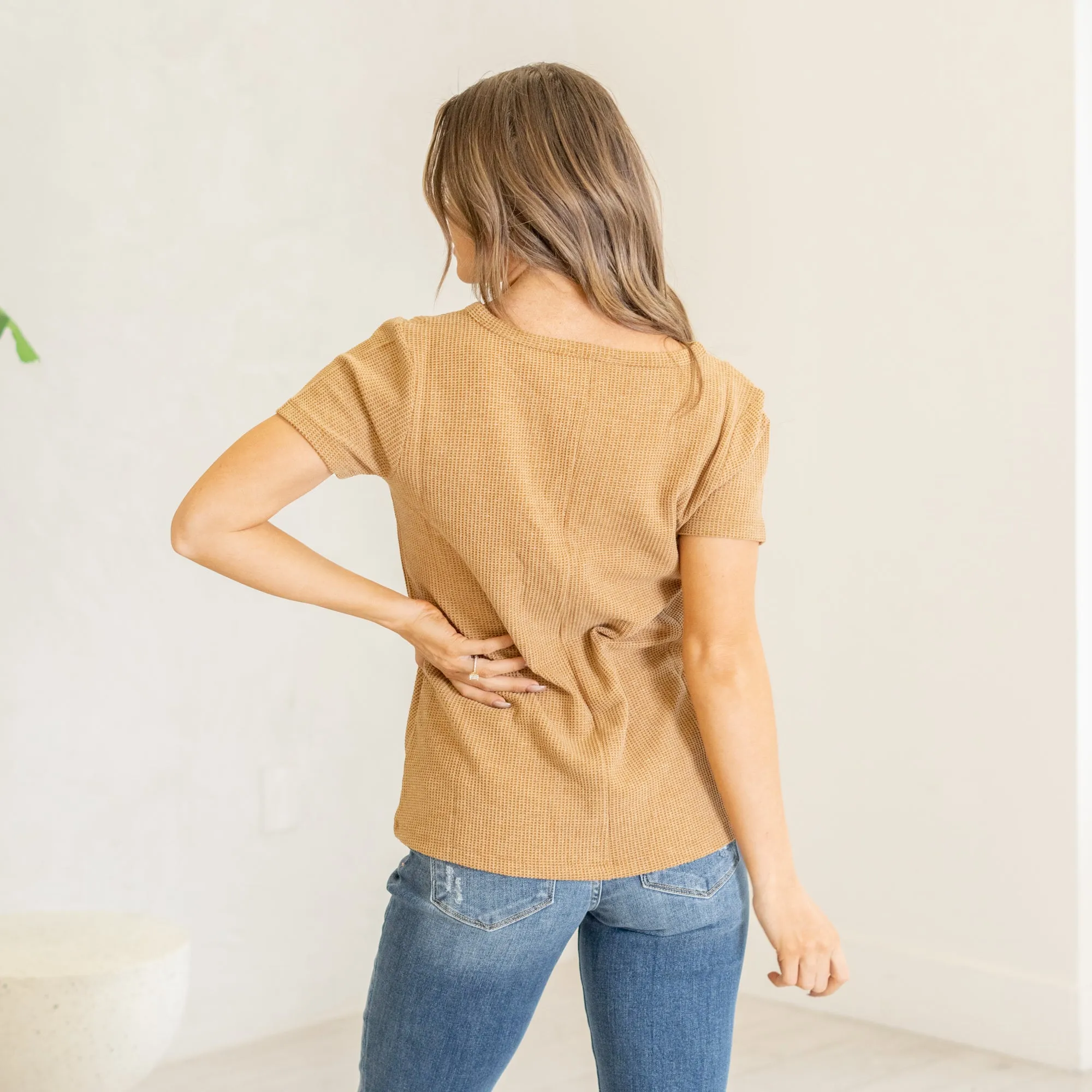 Melage baby waffle henley neck short sleeve top Sand Beige