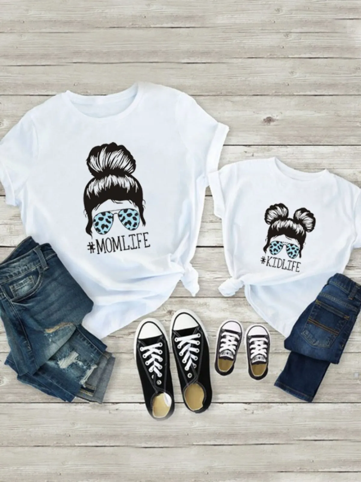 Mommy and Me Twinning Trendsetters Graphic Tee