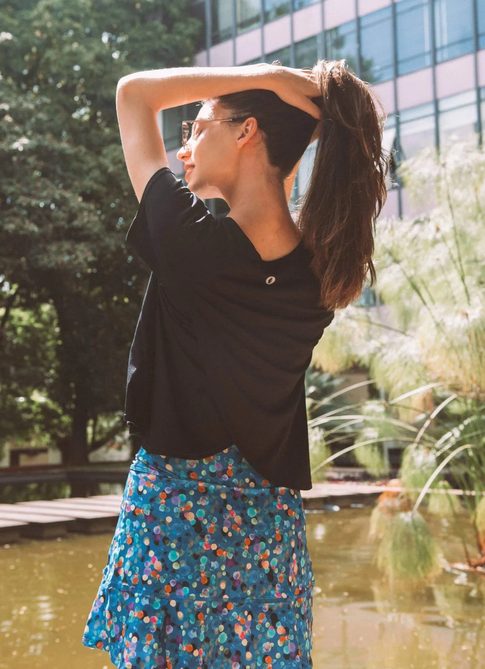 Move T (Black) UPF 50 