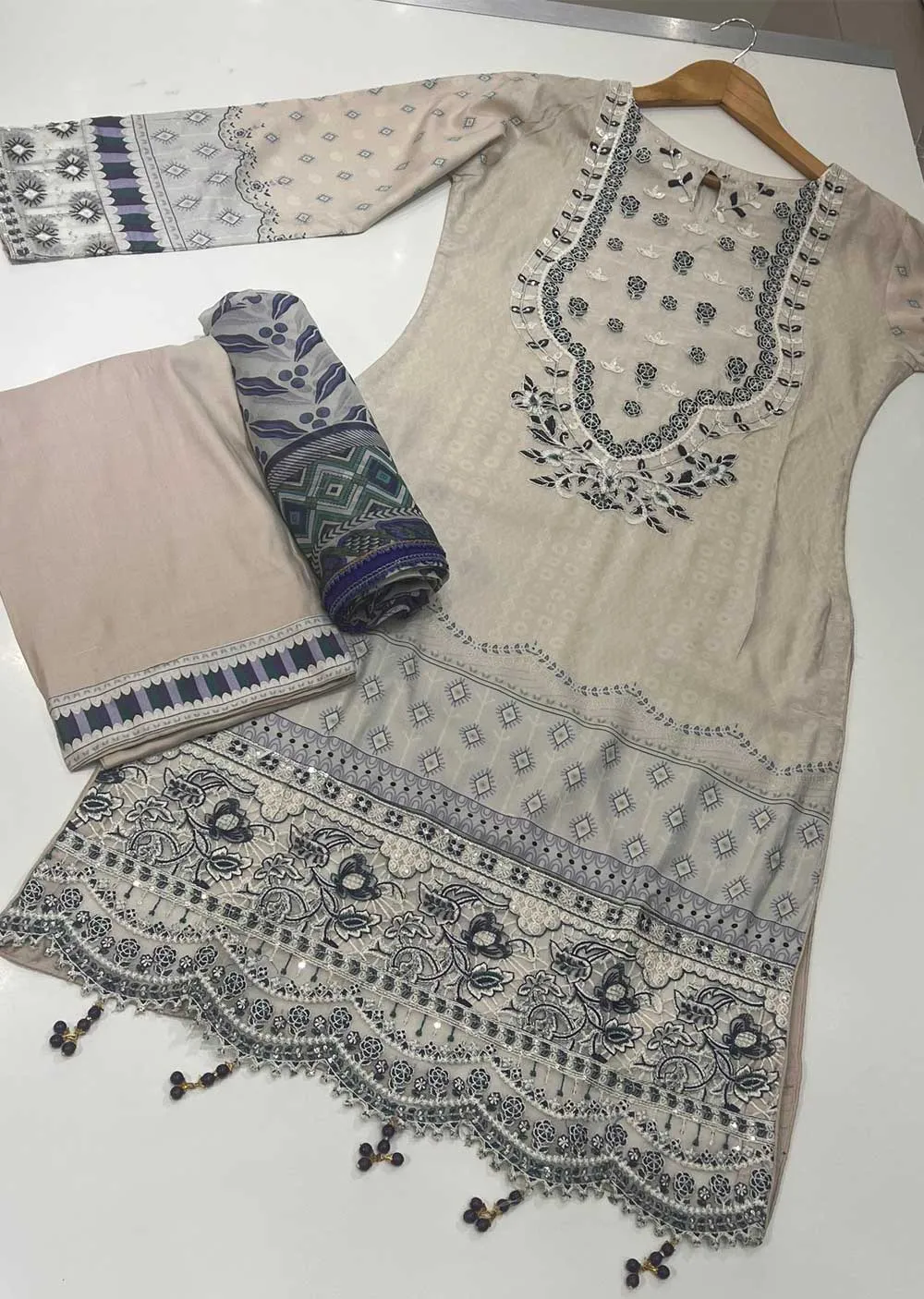NA-05 - Readymade Anaya Inspired Suit 2022