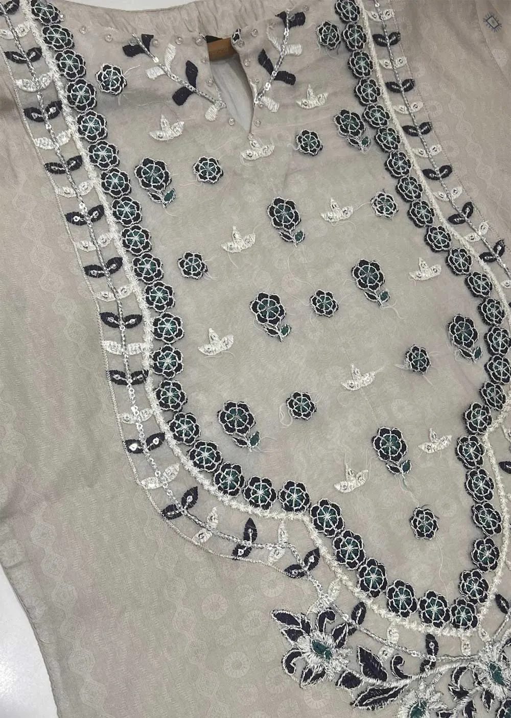NA-05 - Readymade Anaya Inspired Suit 2022