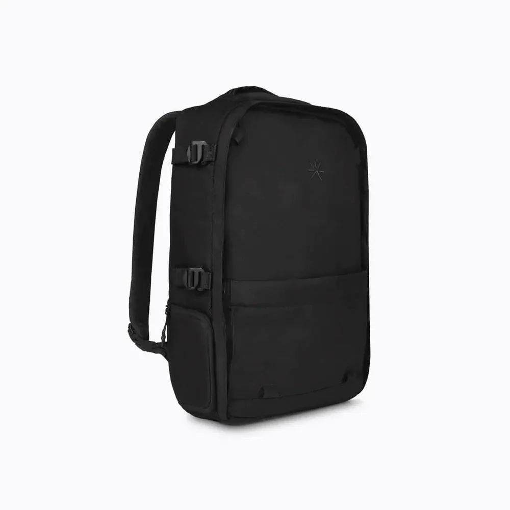Nest Backpack All Black   3 Accessories