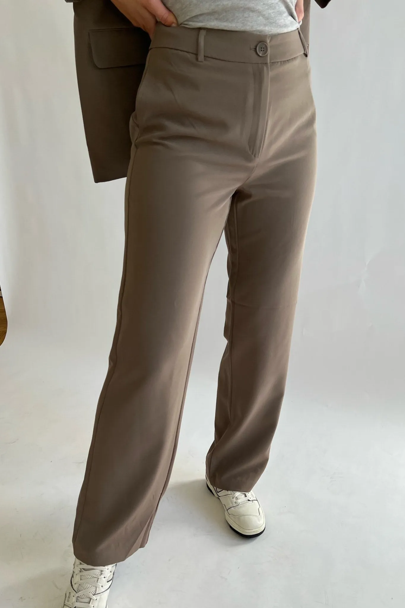 ONLLana Berry Habitbukser - Mørk Beige