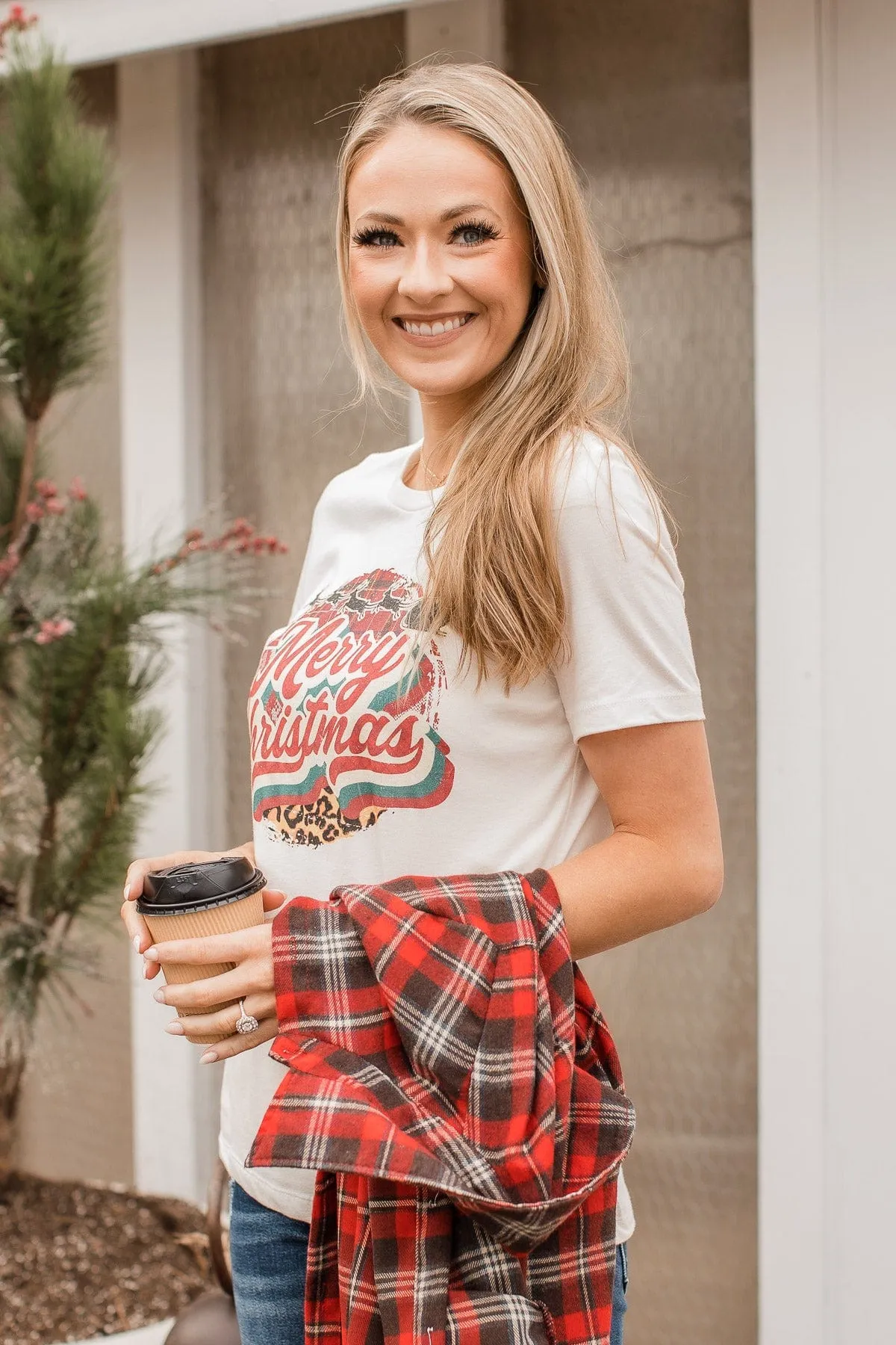 "Merry Christmas" Graphic Tee- Cream