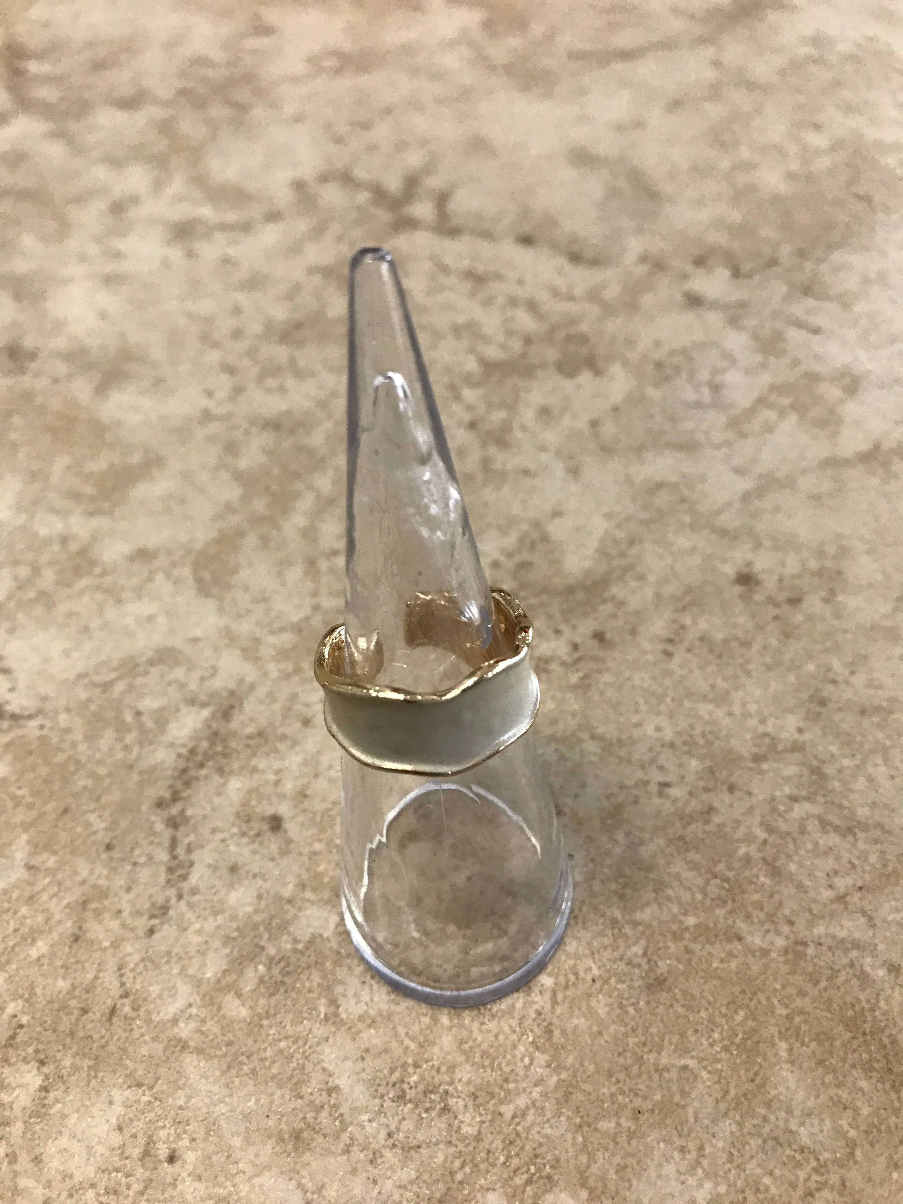 Ring: Cream Band Gold Sides