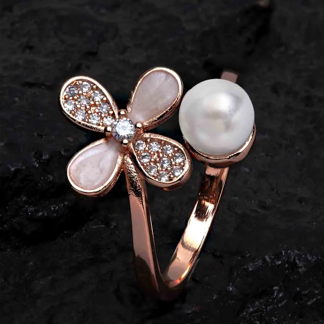 Rosegold Daisy Ring