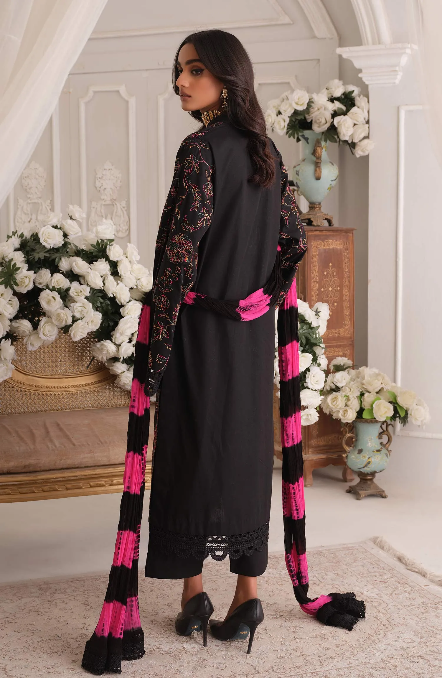 ROYALTY (MLRD-008) | Maryum N Maria Chand Ki Chandni Collection 2022 | Ready To Wear Stitched Suits