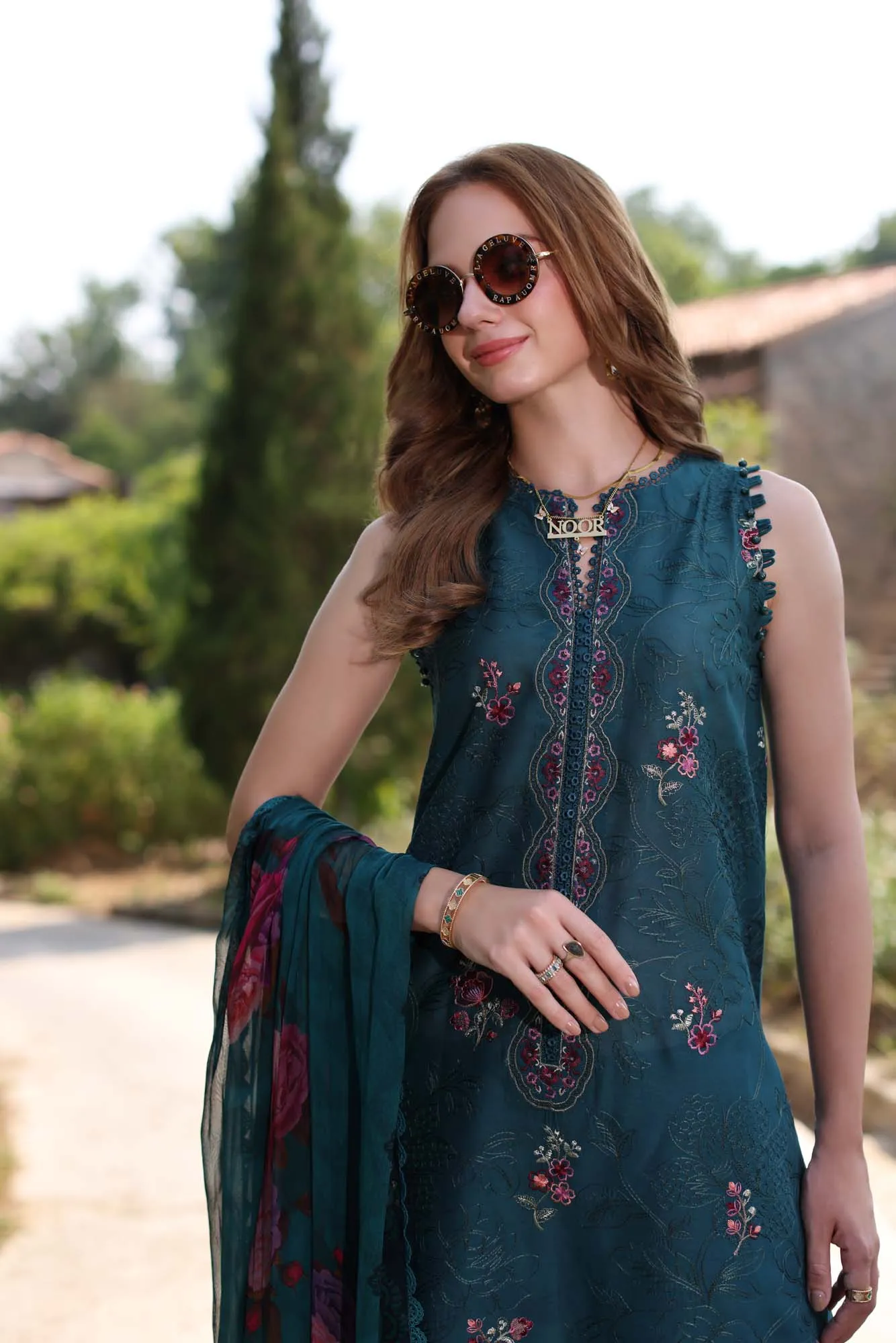 Saadia Asad Noor Eid Luxe Printkari Lawn – D9