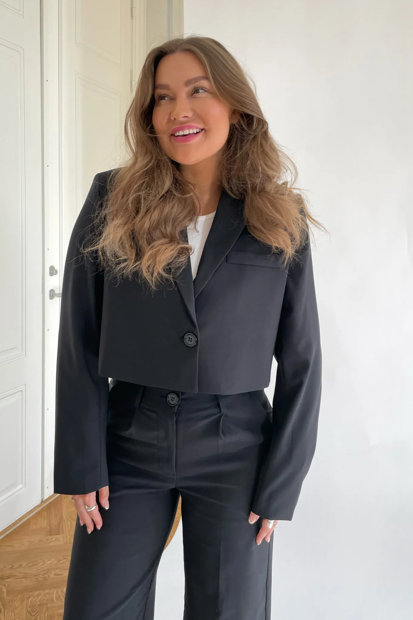 SelmaIC Cropped Blazer - Sort