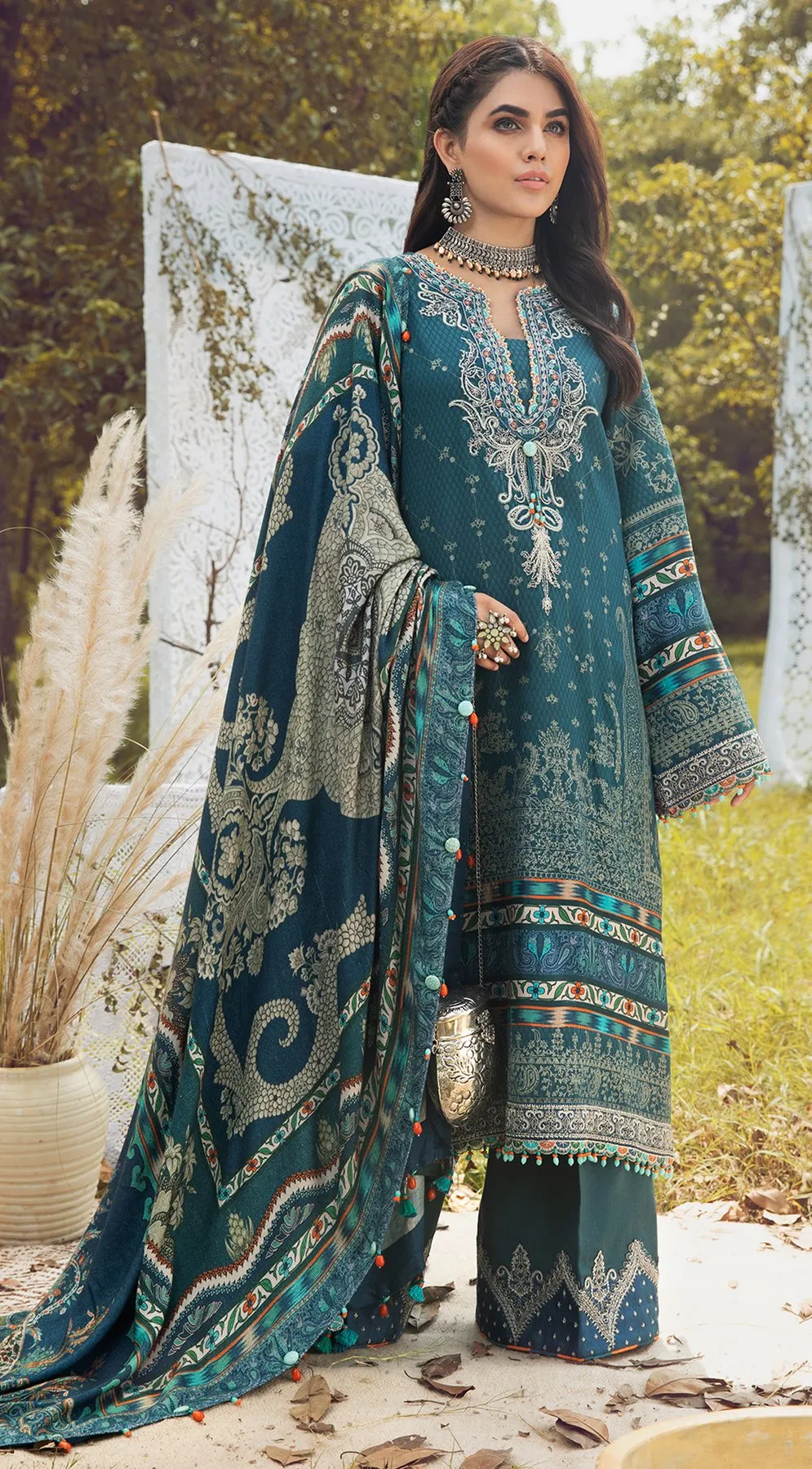 SHAHZEEN VLP21-01 | Anaya Pardesi VIVA Winter Collection 2021 | Unstitched Embroidered Dobby Linen Suits