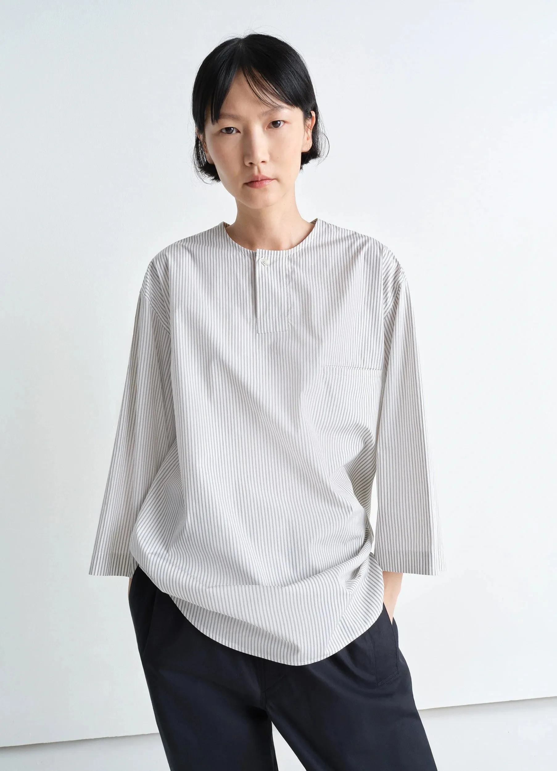 SHORT SLEEVE HENLEY TOP