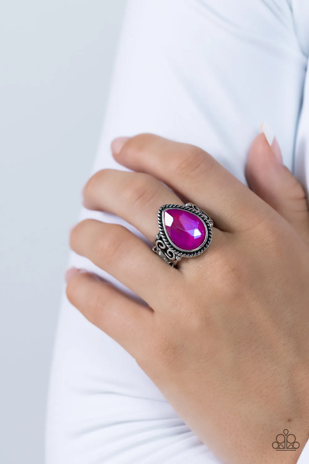 Supernatural Sparkle - Paparazzi Accessories