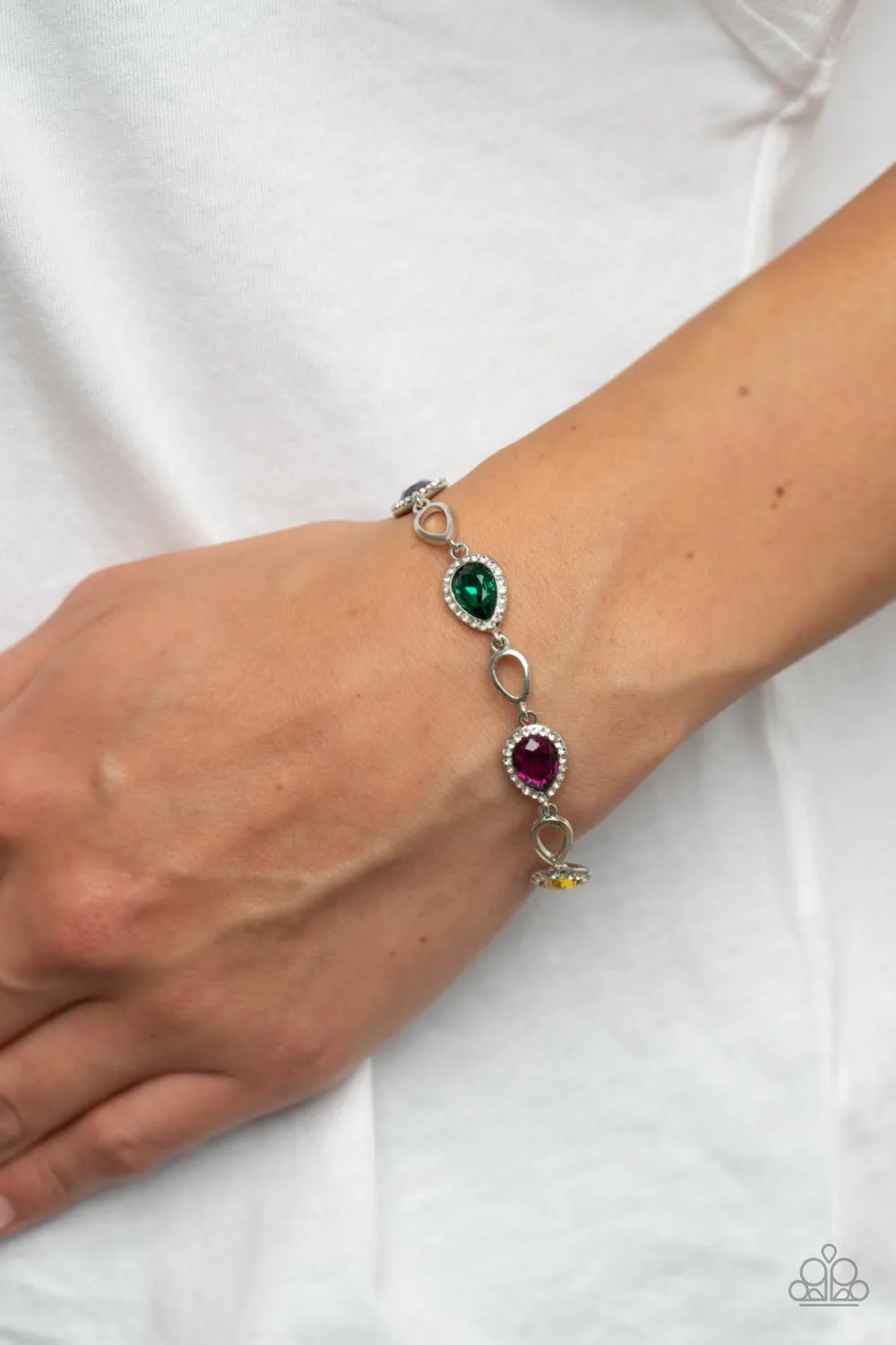 Timelessly Teary - Paparazzi Accessories