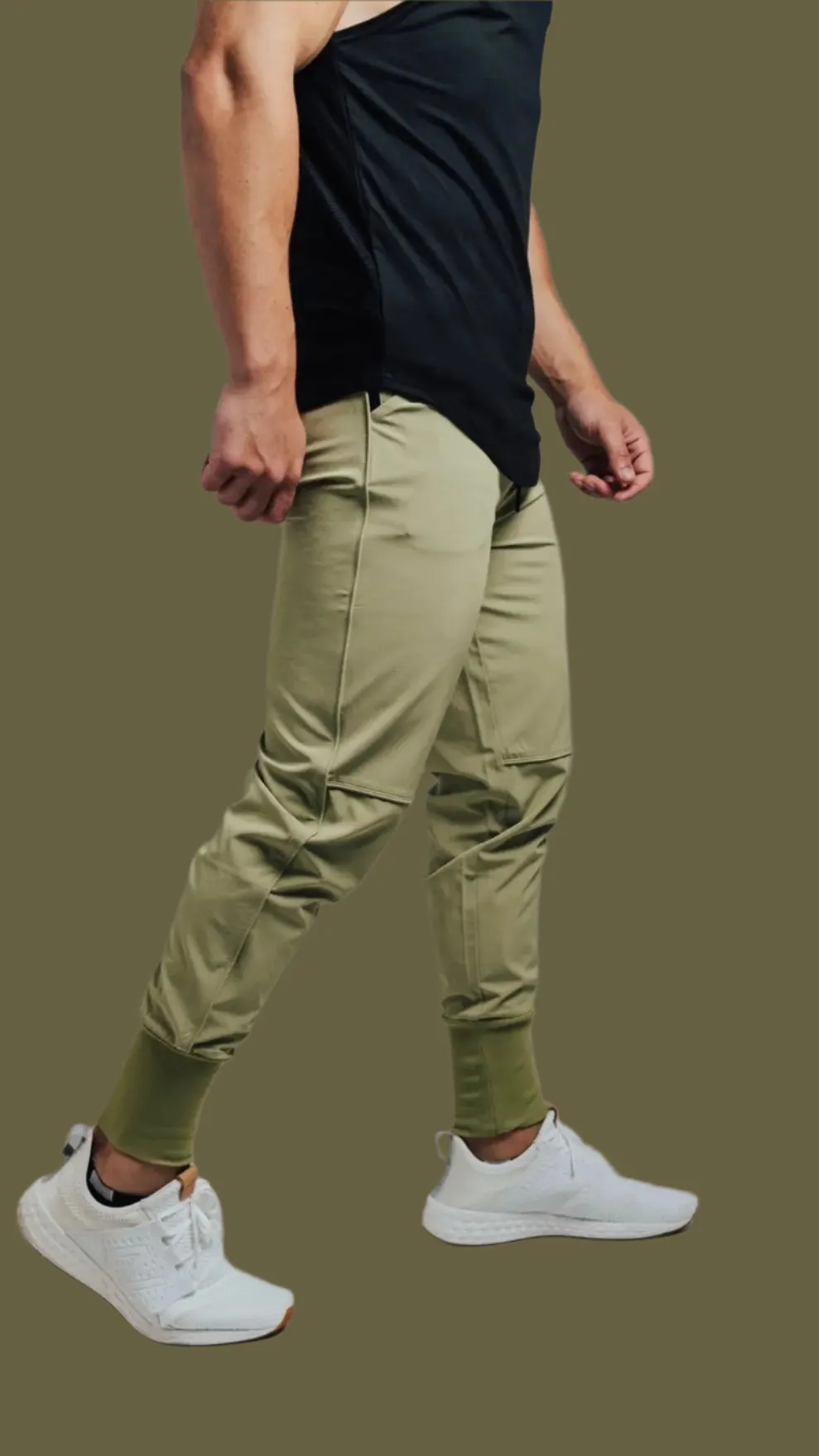 Total War Lux Jogger - Light Olive