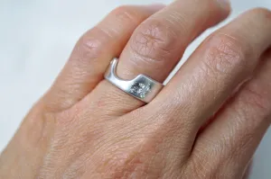 U-bend Diamond Ring