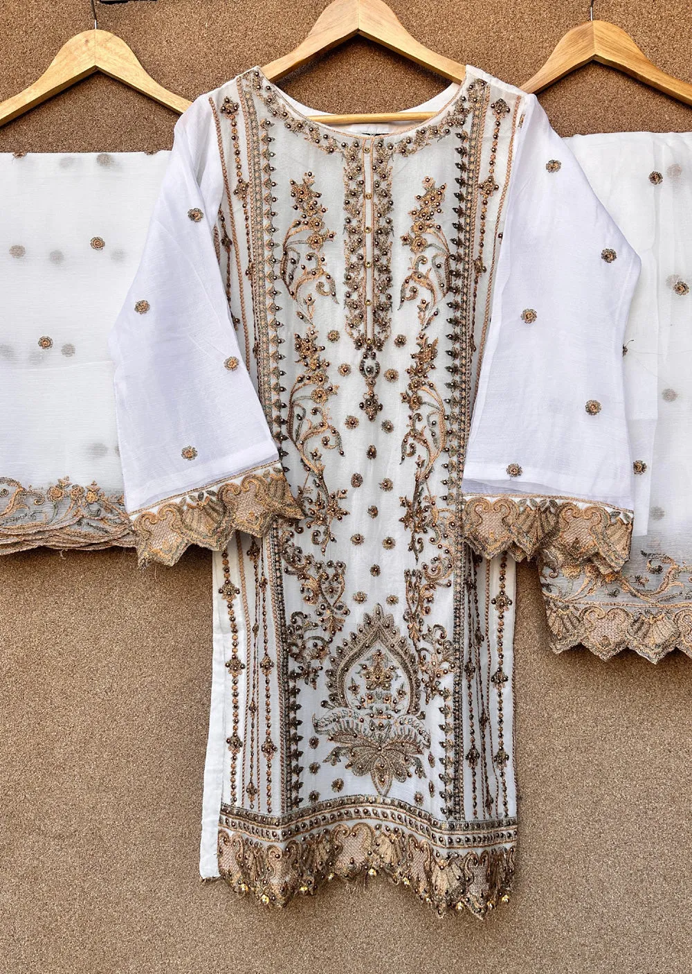 UJK-02 - White - Readymade - Florine Chiffon Suit 2025