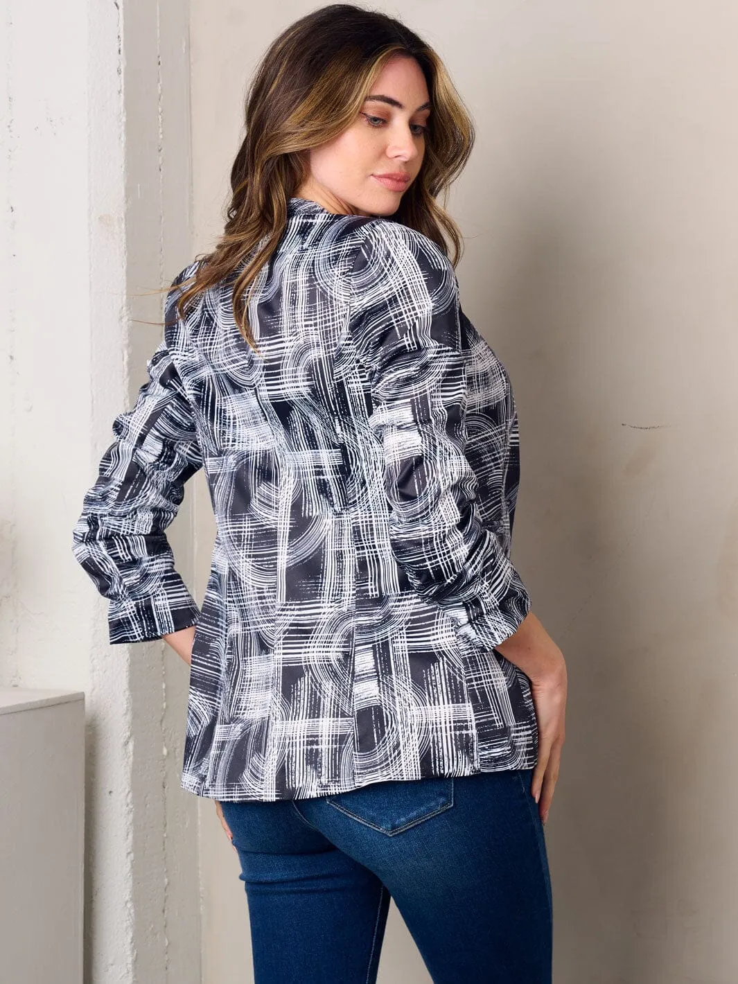 WOMEN'S 3/4 RUCHED SLEEVES BUTTON CLOSURE MULTI PRINT BLAZER