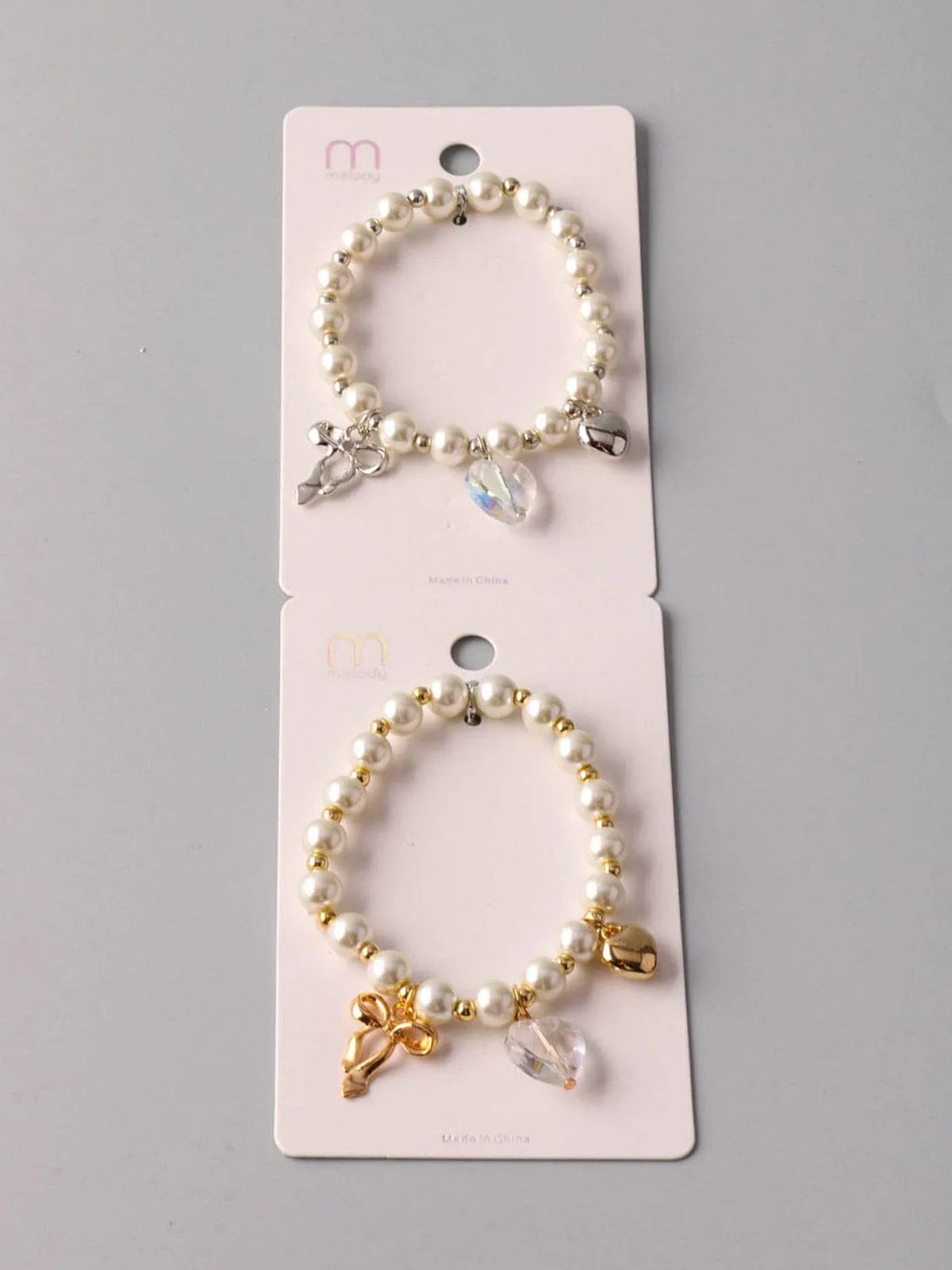 WOMEN'S ASSORTED COLORS CHARMS BRACELET