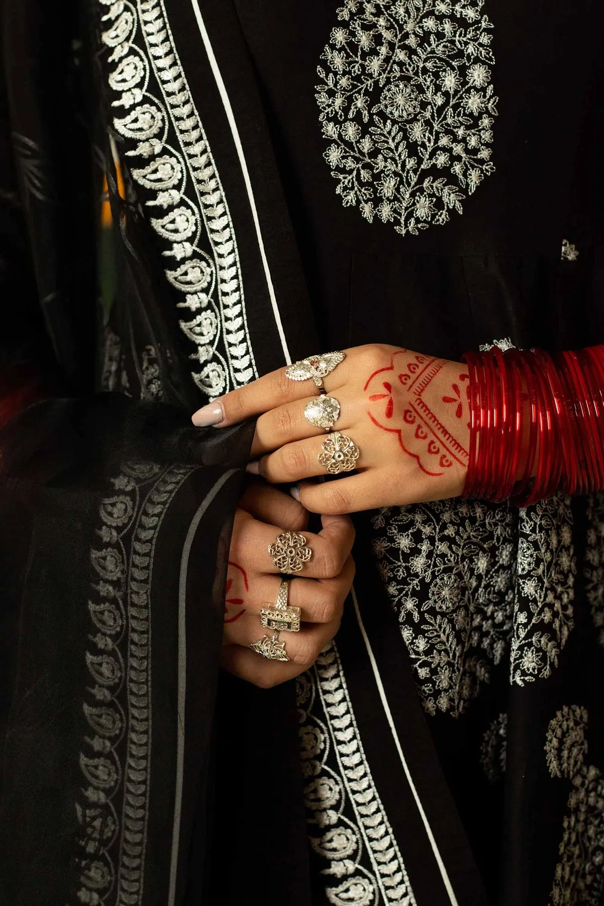 Zara Shahjahan Lawn II - '23 | ZEL23-D3