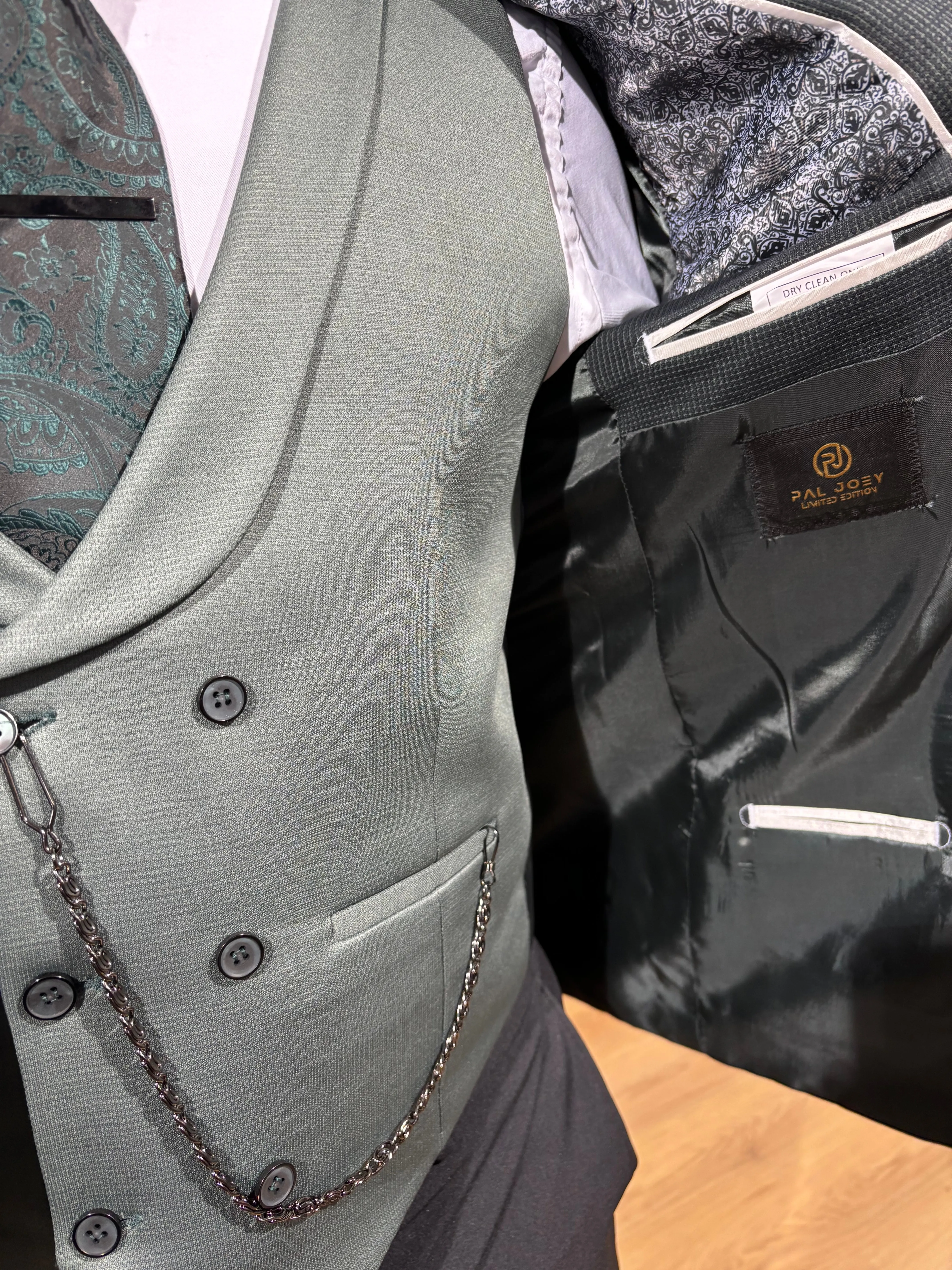 Zenyatta - Two Tone Green 3 Piece Suit